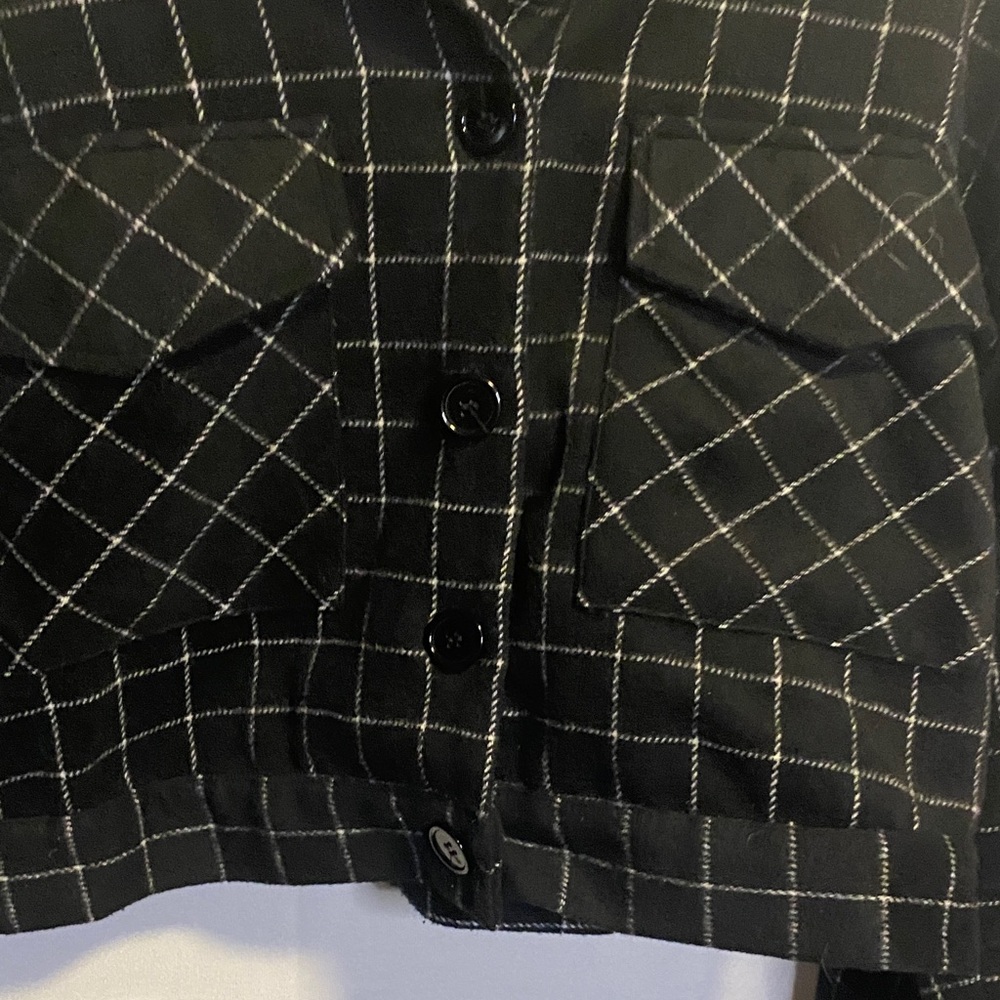 Forever 21 Black Checkered Cropped Blazer - Picture 3 of 10